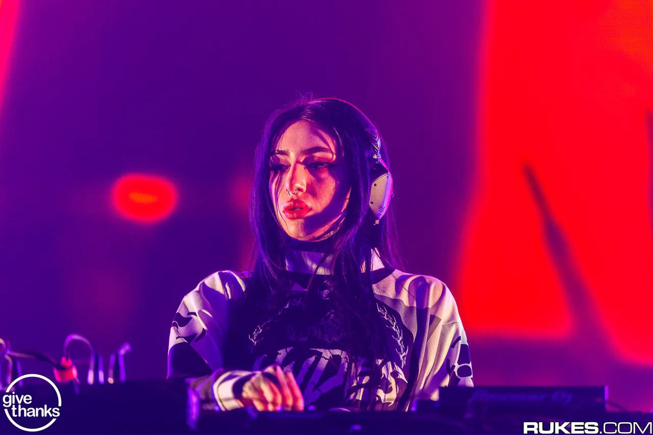 Give Thanks 2025 at San Jose Convention Center, Friday · November 28. Photograph 7 by Rukes.