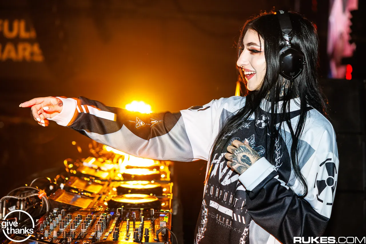 Give Thanks 2025 at San Jose Convention Center, Friday · November 28. Photograph 10 by Rukes.