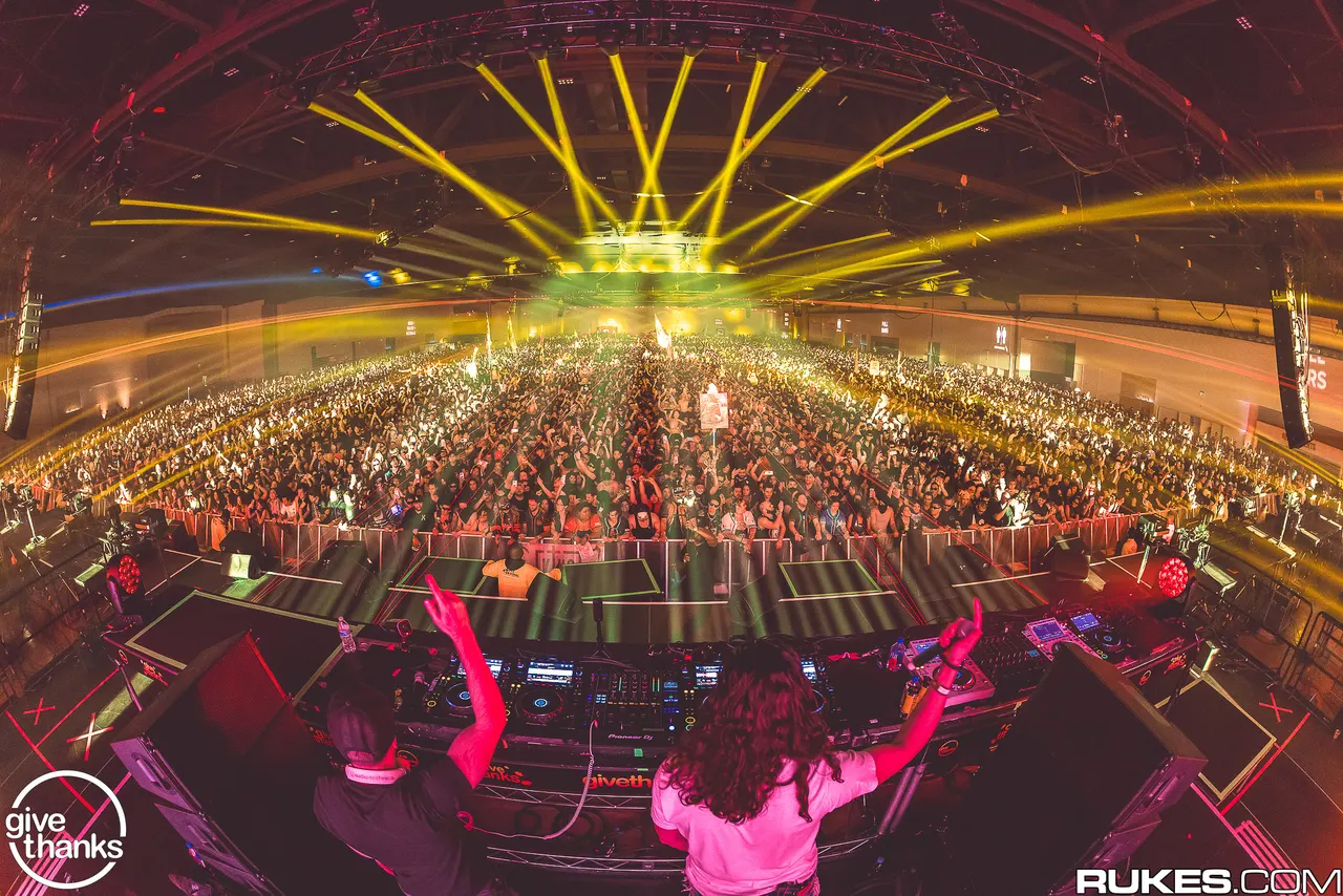 Give Thanks 2025 at San Jose Convention Center, Friday · November 28. Photograph 121 by Rukes.